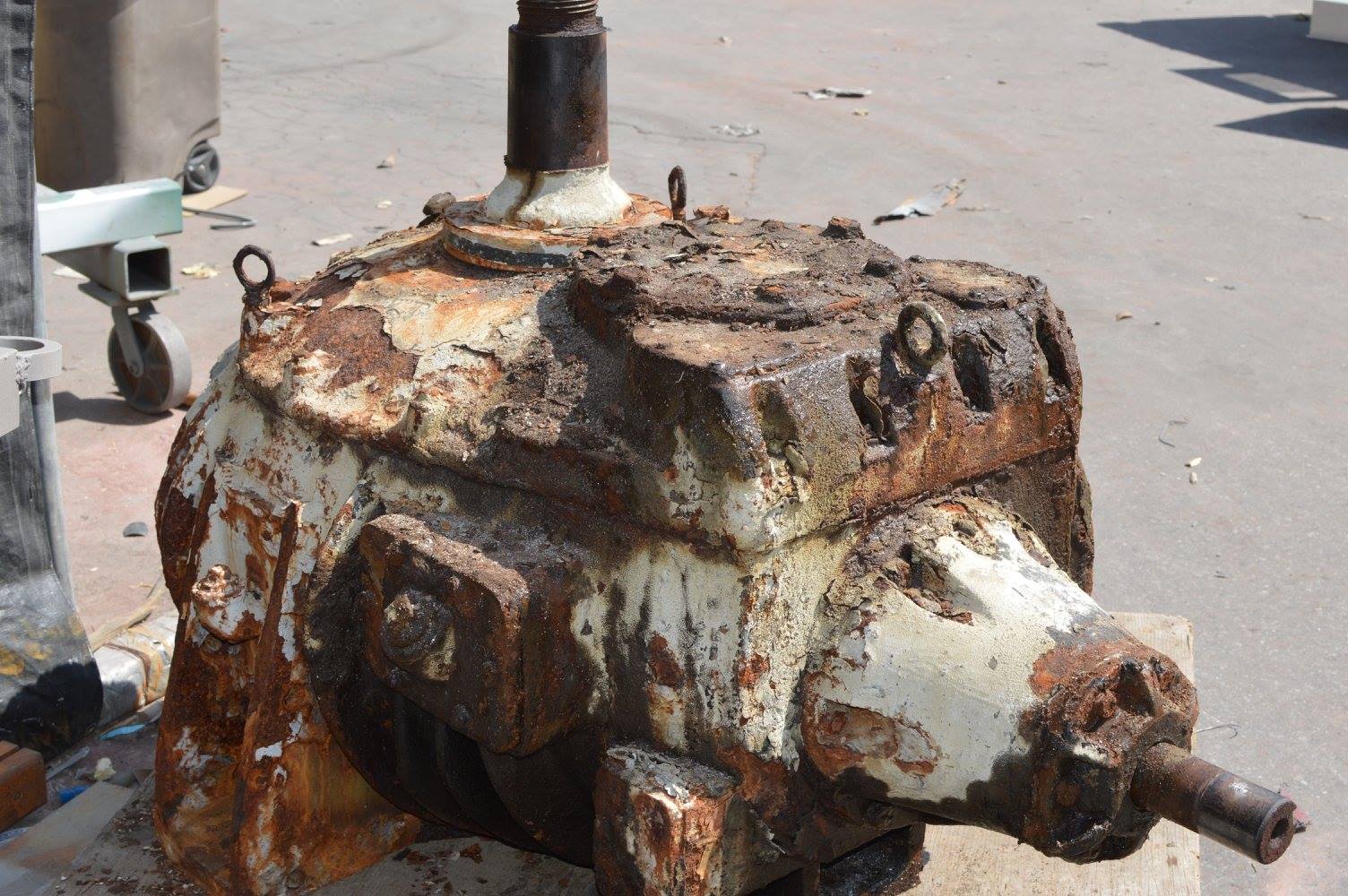 Gearbox before sandblast